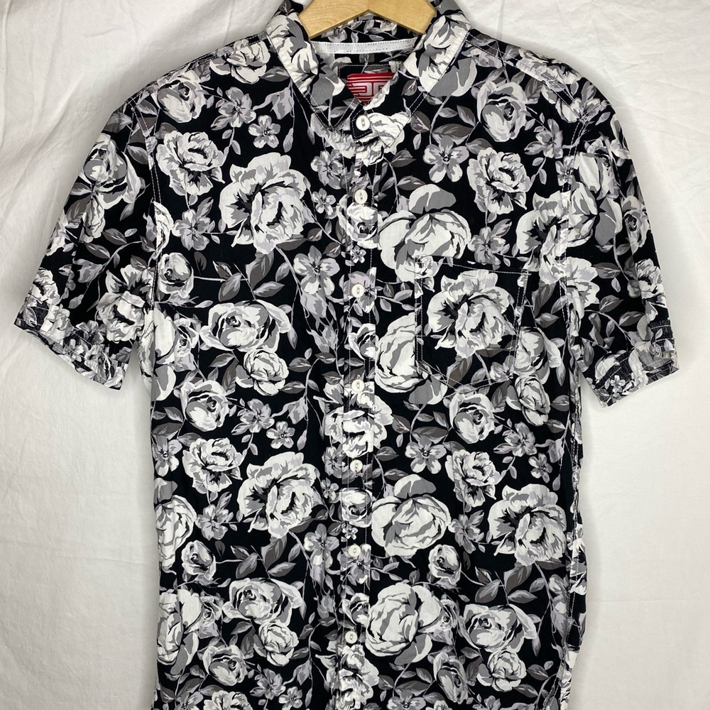 Floral Men’s Button Down Shirt